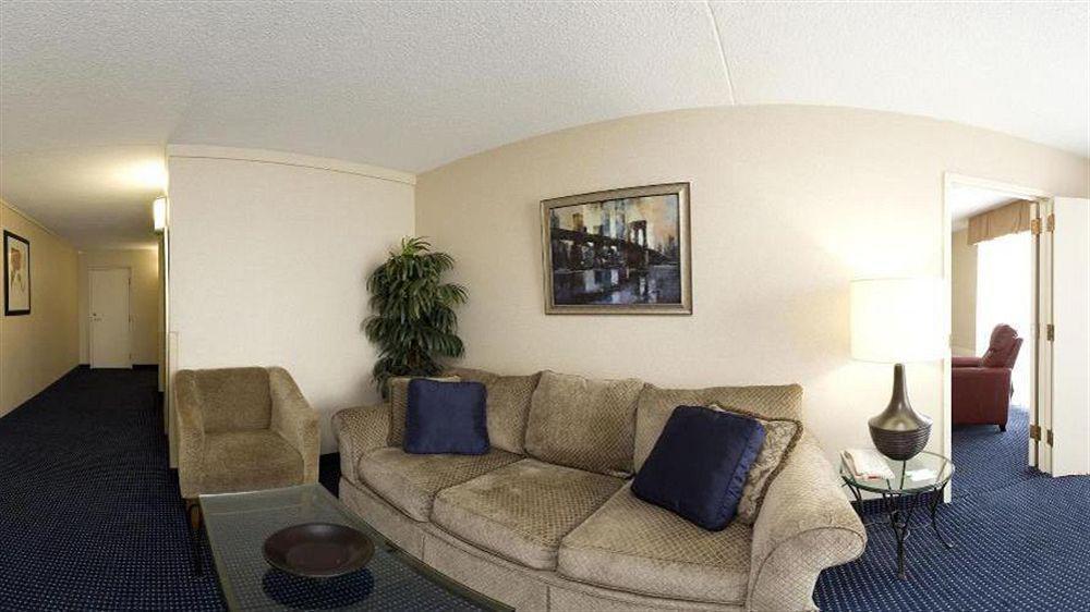 Holiday Inn Akron-West By Ihg Montrose Dış mekan fotoğraf